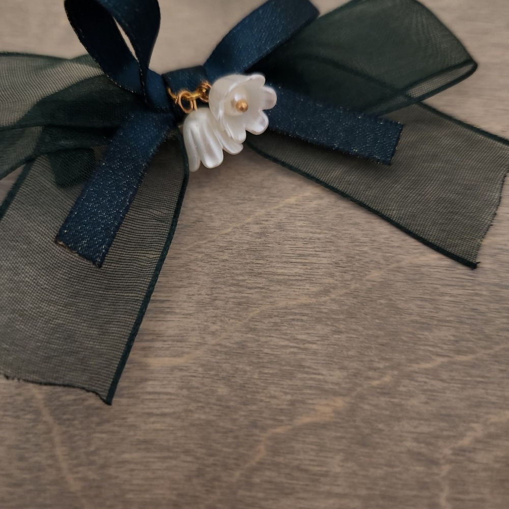 Bow Hair Clips Set‎ Teal Green Organza Lily of Valley Flower Alligator Clips - Picture 3 of 4